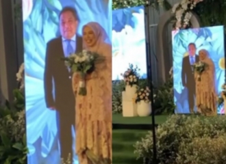 Viral Pengantin Pria Datang ke Pesta Pernikahan Secara Virtual