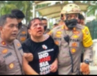 Pegiat Media Sosial dan Dosen UI Ade Armando Babak Belur di Hajar Massa Dalam Aksi Demo 11 April 2022