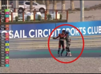 Pebalap Indonesia Gresini Terlibat Perkelahian dengan Pebalap Petronas Sprinta Racing di Moto3 Doha