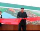Kim Jong Un Muncul Kembali Setelah Tiga Minggu Absen, Tertawa dan Merokok