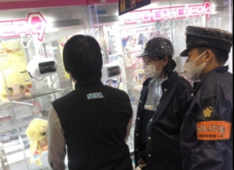 Gagal Menang Setelah 200 Kali Main Mesin Japit, Pria Jepang Ini Lapor Polisi