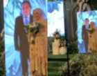 Viral Pengantin Pria Datang ke Pesta Pernikahan Secara Virtual