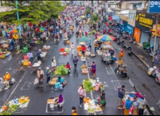 Terapkan Physical Distancing, Pasar Pagi Salatiga Jadi Elok dan Rapi Dipandang