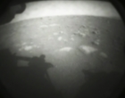 Sukses! Misi Pedaratan ke Mars Kirim Foto Pertama dari Permukaan Planet Merah!