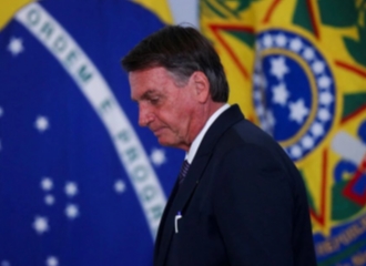 Presiden Brazil, Jair Bolsonaro, Dilarikan ke Rumah Sakit Militer