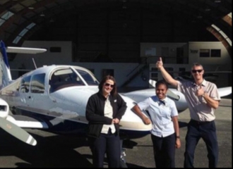 Garuda Indonesia Rekrut Dua Pilot Wanita Pertama Asal Papua