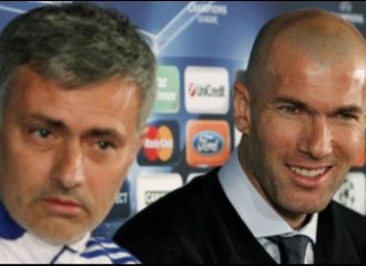 Zidane Menelepon Mourinho Terkait Isu Dirinya Akan Menggantikan Mou di Old Trafford