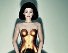 Kylie Jenner Undang Kontroversi Melalui Pose Seksinya