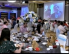 Sepasang Pengantin Tidak Bisa Menghadiri Pernikahannya Sendiri, Sapa Tamu Lewat Livestream