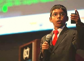 Bocah  9 Tahun Ini CEO Sekaligus Hacker Yang Paling Disegani