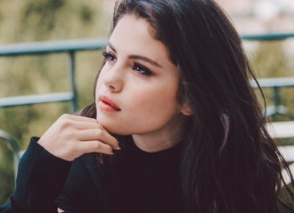 Wow! Akun Instagram Selena Gomez Tembus 100 Juta Followers