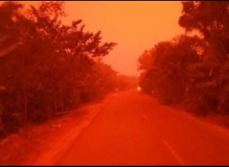 Langit Merah Provinsi Jambi, Alarm Bagi Bangsa Akan Bahaya Karhutla