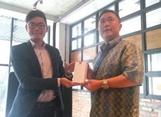 Meluncur ke Indonesia, One Plus X Giring 4G?