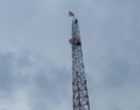 4 Hari Berada di Puncak Tower Radio di Sikka Setinggi 43 Meter, Seorang Pria Berhasil Dievakuasi Tim SAR