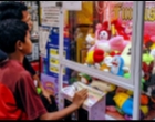 MUI Purworejo Resmi Haramkan Permainan Capit Boneka Karena Dinilai Berunsur Perjudian