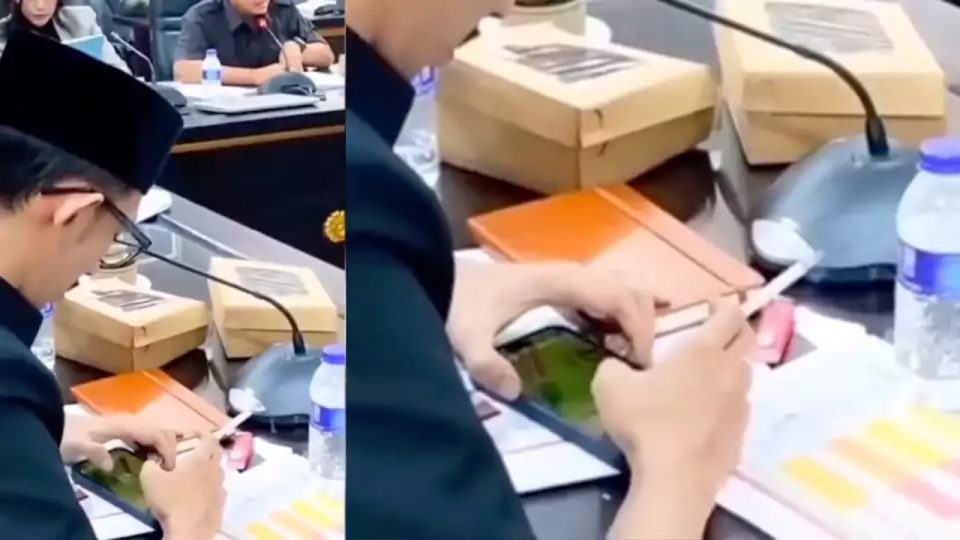 Achmad Syahri Anggota DPRD Jember Mengaku Bermain Gim Saat Rapat Karena Lupa Beri Makan Sapi