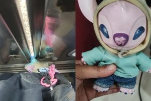 Pintu Tidak Tertutup Rapat Karena Plush Doll Stitch Terjepit di Pintu KRL, Warganet Soroti Keamanan