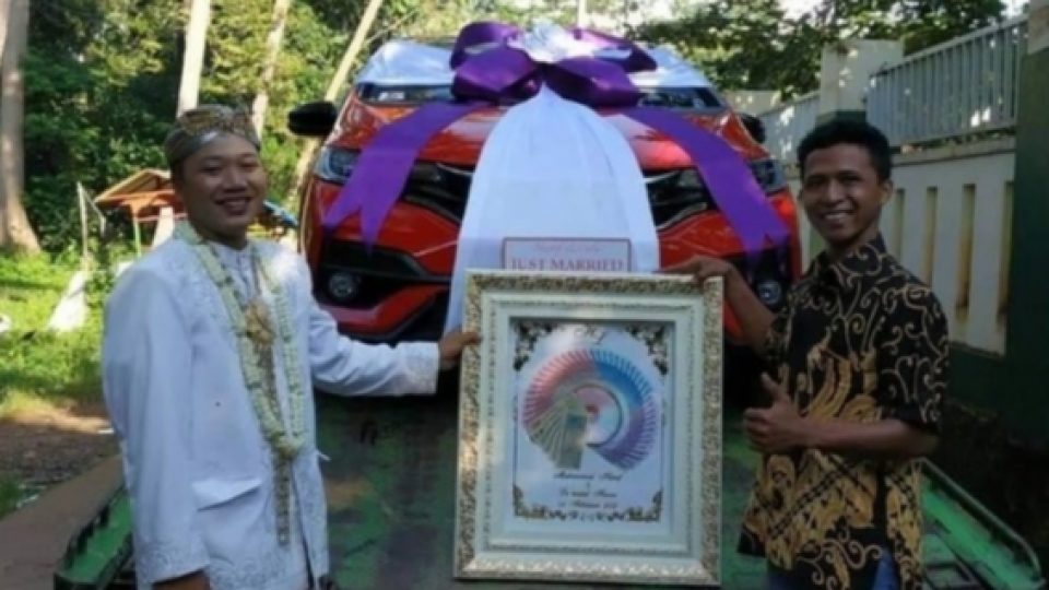 Viral Pernikahan Dengan Mahar Satu Unit Honda Jazz di Jepara