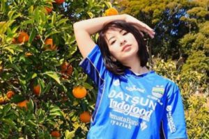 Model Cantik Asli Jepang Ini Ternyata Pendukung Setia Persib Bandung