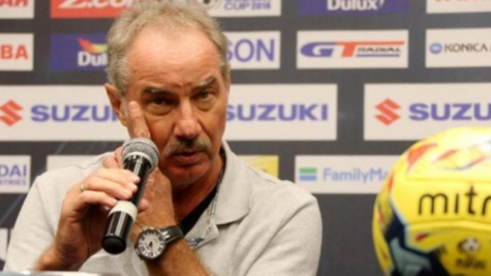 Alfred Riedl Kembali ke Indonesia, Latih Persebaya