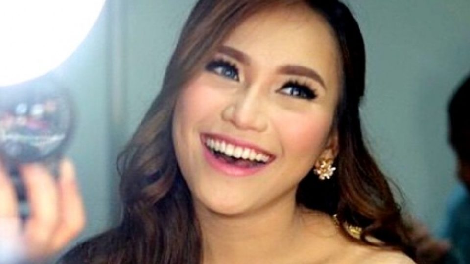 Video Ayu Ting-ting Menyusui Bikin Heboh Internet!