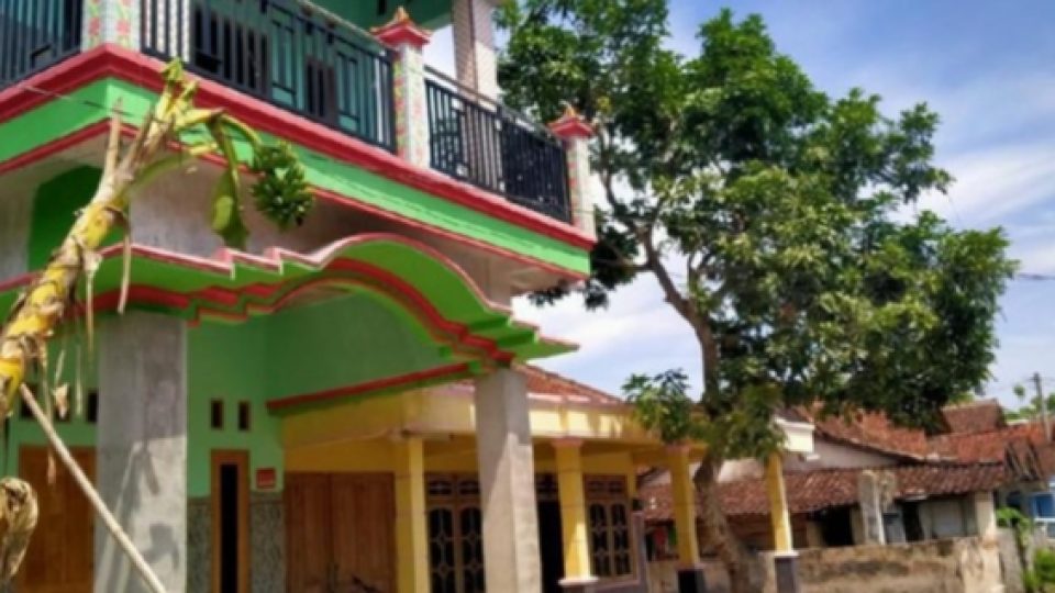 Heboh Rumah Berlantai Dua di Klaten Ditempeli Stiker Keluarga Miskin