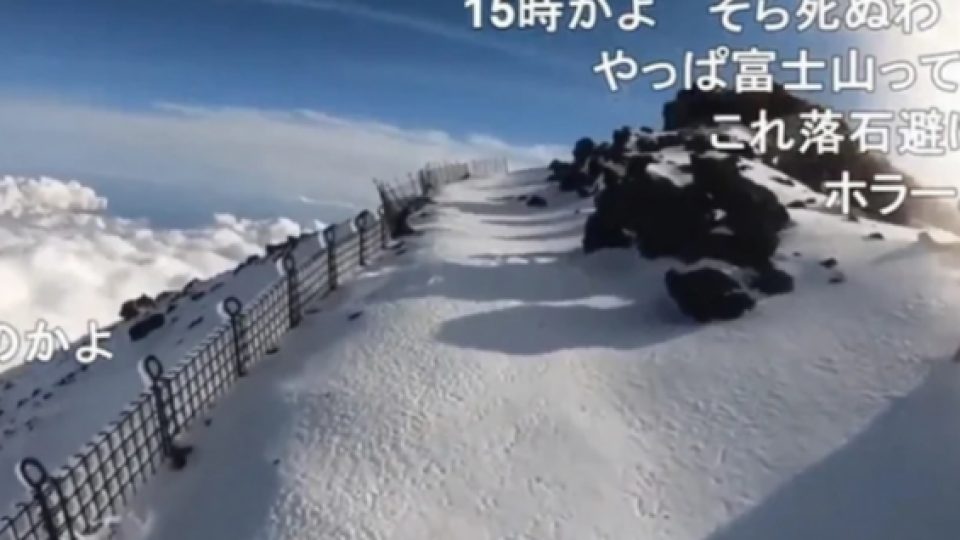 [Video] Pendaki Gunung Terjatuh Saat Livesteaming di Dekat Puncak Gunung Fuji, Satu Jasad Kemudian Ditemukan di Ketinggian 3 Ribu Meter
