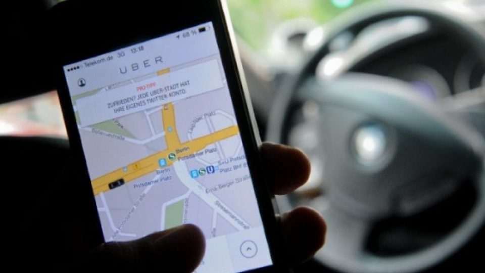 Keren! Fitur Terbaru Uber Bisa Deteksi Supir Ngebut di Jalan