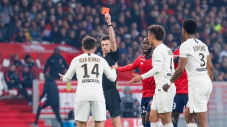 PSG Kembali Gagal Menjuarai Liga Prancis Setelah Kalah 5-1 Dari Lille. Benarkah Karena Kutukan Drake?