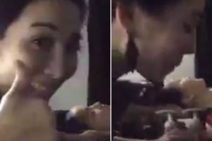 Aksi Terapis Cantik Gunakan Air Liur Sebagai Pengganti Krim Wajah!