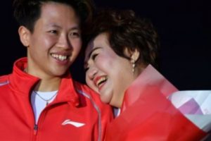 Atlet Ganda Campuran Indonesia Liliyana Natsir Resmi Pensiun dari Bulutangis