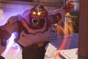 Keren! Gamer Ini Main Game Overwatch Pakai Pisang