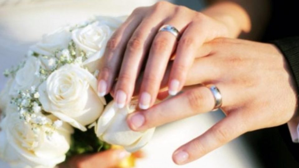 Perbedaan Usia yang Ideal Dalam Pernikahan