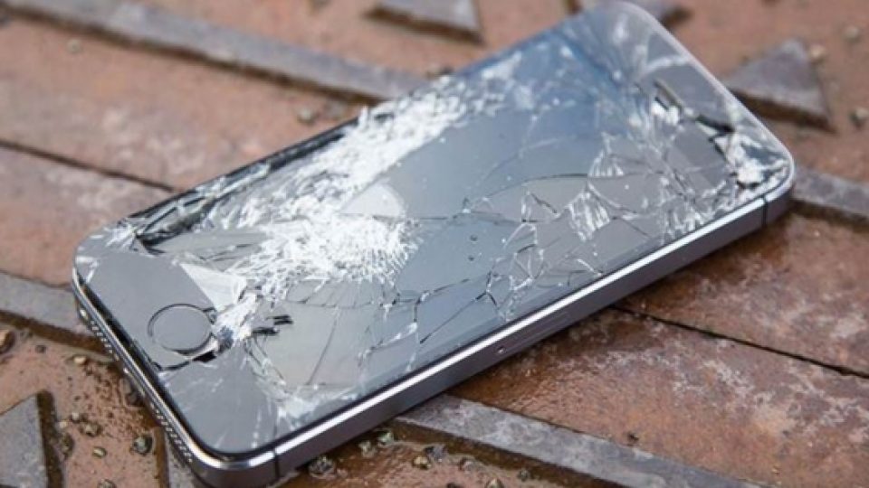 Ini Dia Cara Menukarkan iPhone Rusak dengan  iPhone Terbaru!