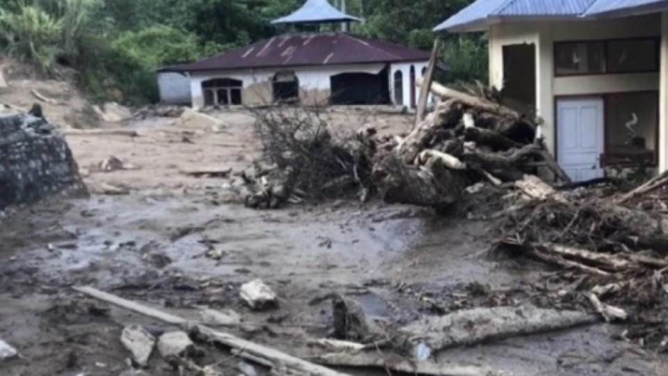 Banjir Bandang Paksa 330 KK di Solok Selatan, Sumatera Barat, Mengungsi