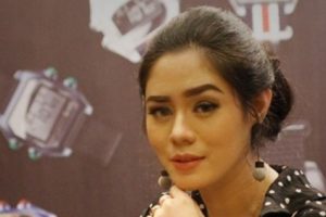 Saphira Indah Salah Satu Pemain Film Eiffel I'm in Love Meninggal Dunia di Usia 32 Tahun