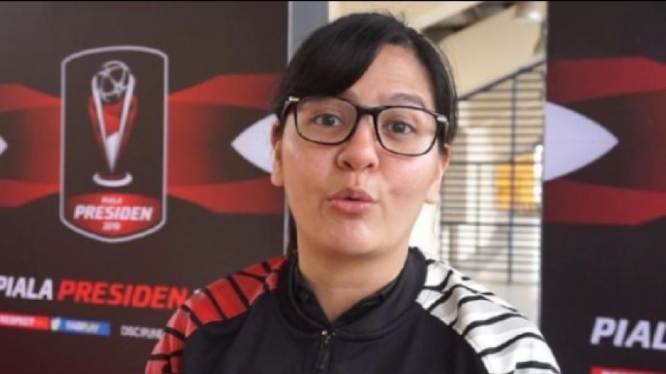 Sempat Diusir Suporter, Sekjen PSSI Ratu Tisha Kembali Nonton Final Piala Indonesia Lewat Tempat Duduk Lain