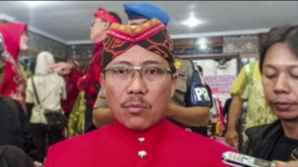 Baru Dilantik, Bupati Cirebon Sunjaya Langsung Diberhentikan Beberapa Menit Kemudian