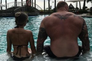 Pemeran 'The Mountain' Dalam GoT Ternyata Punya Pacar Mungil nan Cantik