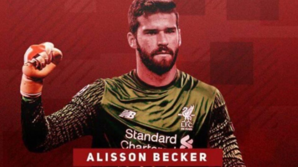 Alisson Becker Resmi Berseragam Liverpool