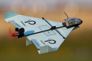 Pesawat Terbang Kertas Yang Bisa Dikendalikan dari Smartphone