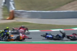 Tabrakan Beruntun di MotoGP Catalunya, 4 Pembalap Papan Atas Tak Bisa Lanjut, Lorenzo Minta Maaf