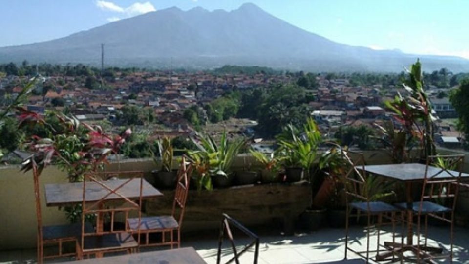 3 Restoran di Puncak Dengan View Indah