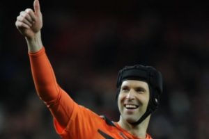 Kiper Arsenal, Petr Cech Pensiun Akhir Musim Ini
