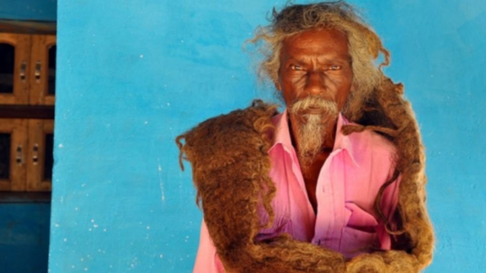 Pria India yang Tak Pernah Keramas dan Memotong Rambutnya Selama 40 Tahun