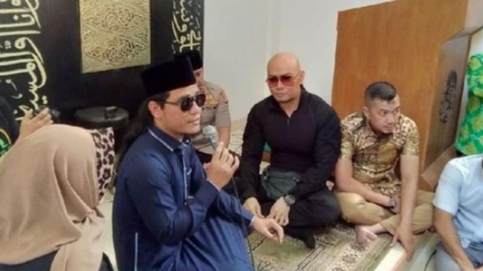 Deddy Corbuzier Resmi Jadi Mualaf