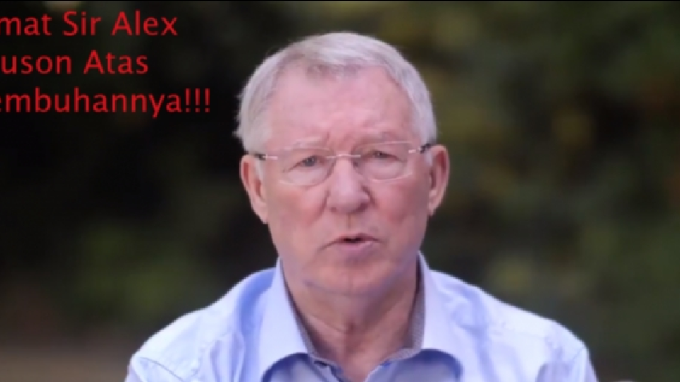 Sir Alex Ferguson Menyapa Publik Pertama Kalinya Pasca Operasi Pendarahan Otak