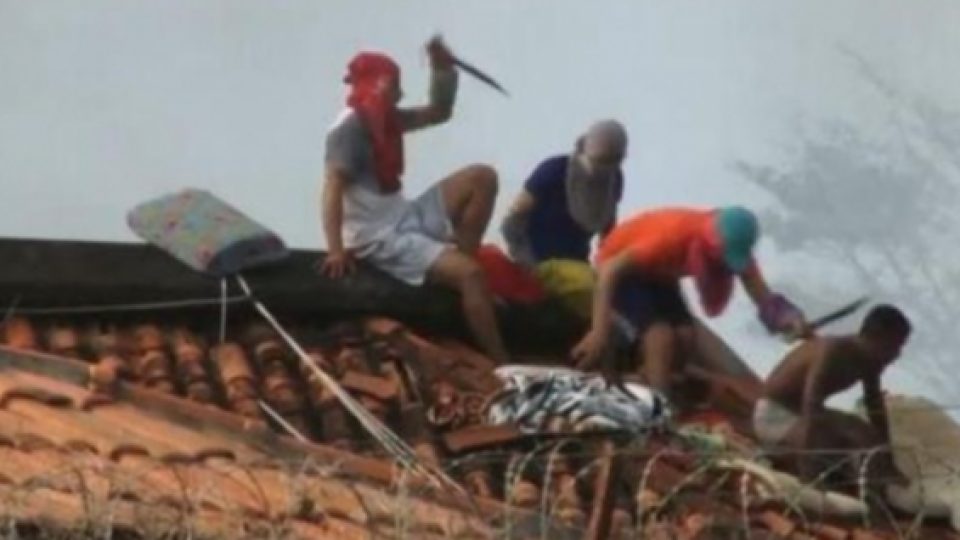 Bentrokan Antar Geng di Penjara Altamira, Brazil. 57 Tewas, 16 Diantaranya Dipenggal