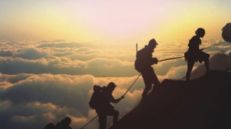 Tips Mendaki Gunung Untuk Pendaki Pemula