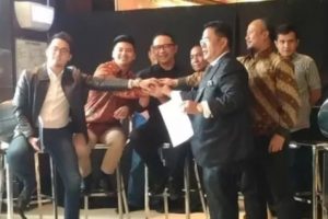 Rius Vernandes dan Garuda Indonesia Berdamai, Dirut Garuda Beri Tiket First-Class Gratis dan Minta Review Rius